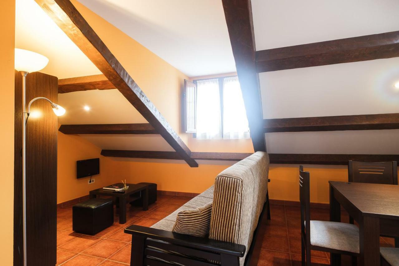 Apartamentos De Herminia Manzaneda  Esterno foto