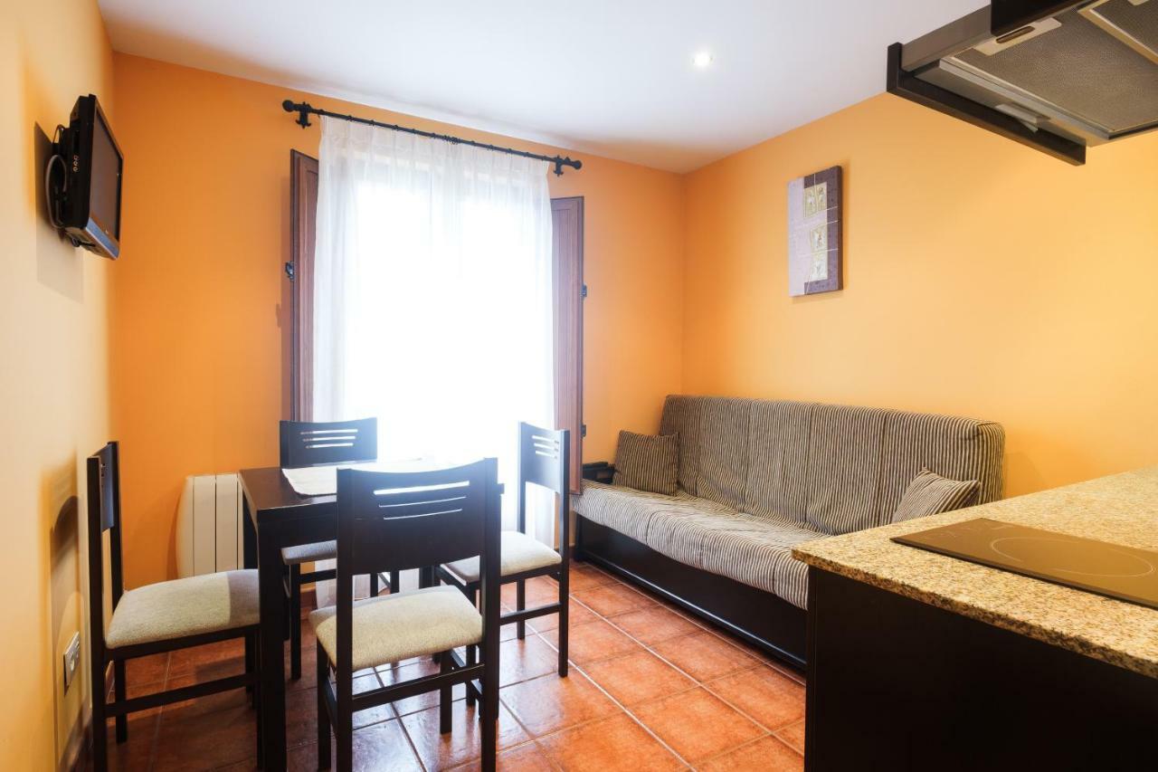 Apartamentos De Herminia Manzaneda  Esterno foto
