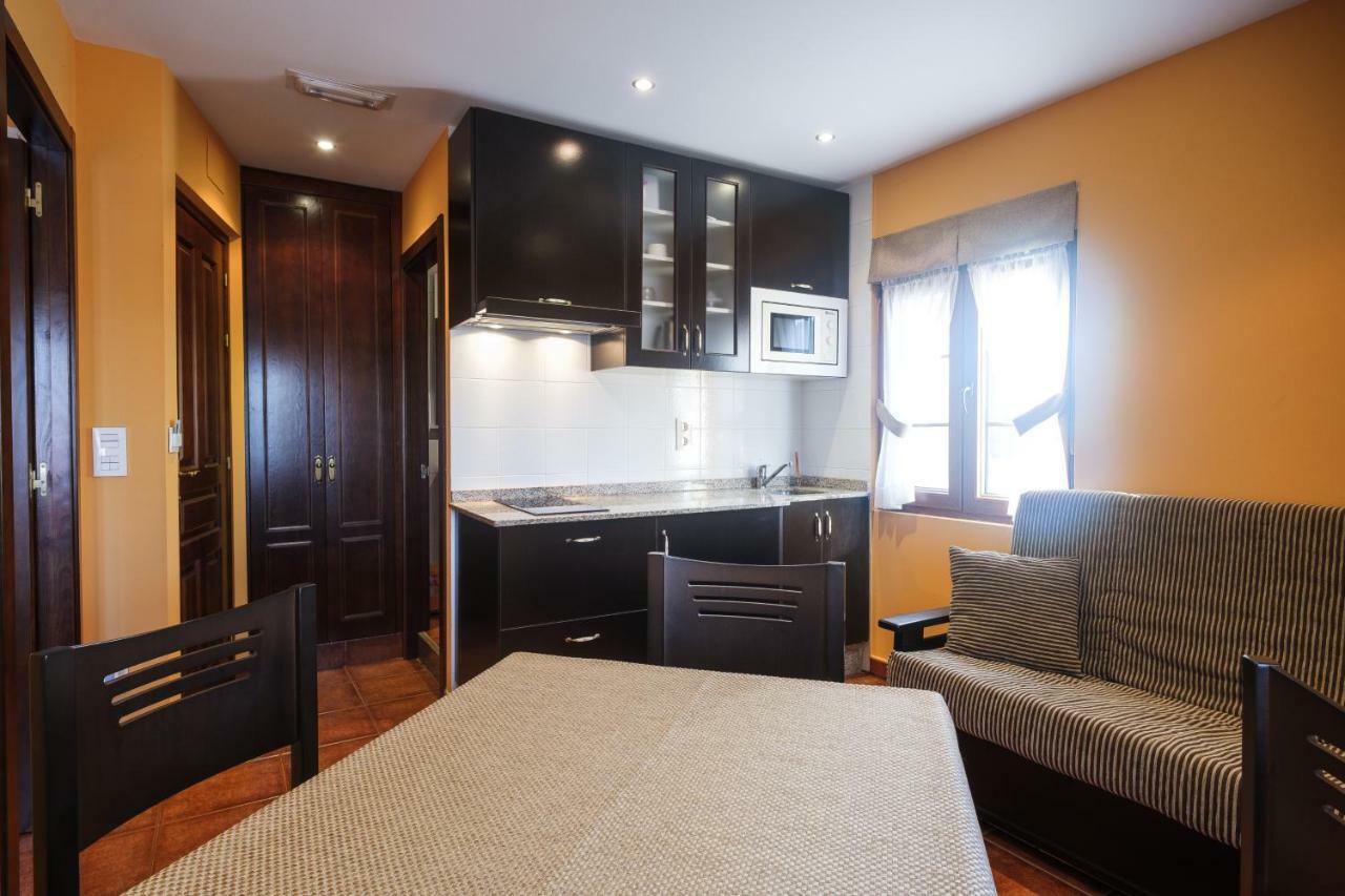Apartamentos De Herminia Manzaneda  Esterno foto