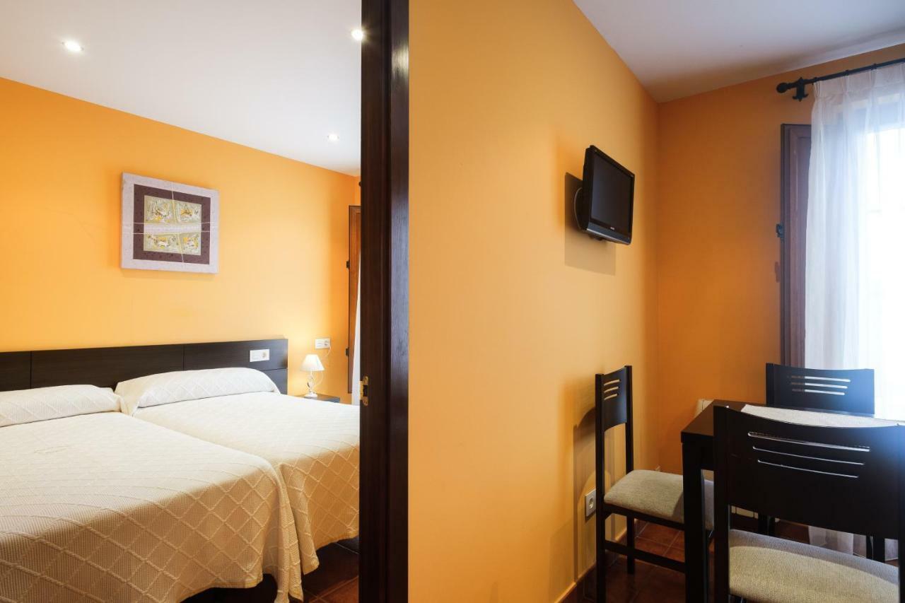 Apartamentos De Herminia Manzaneda  Esterno foto