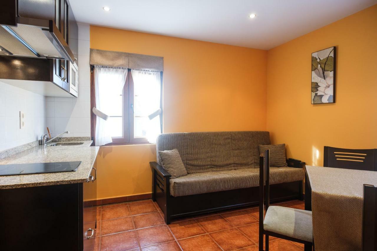 Apartamentos De Herminia Manzaneda  Esterno foto